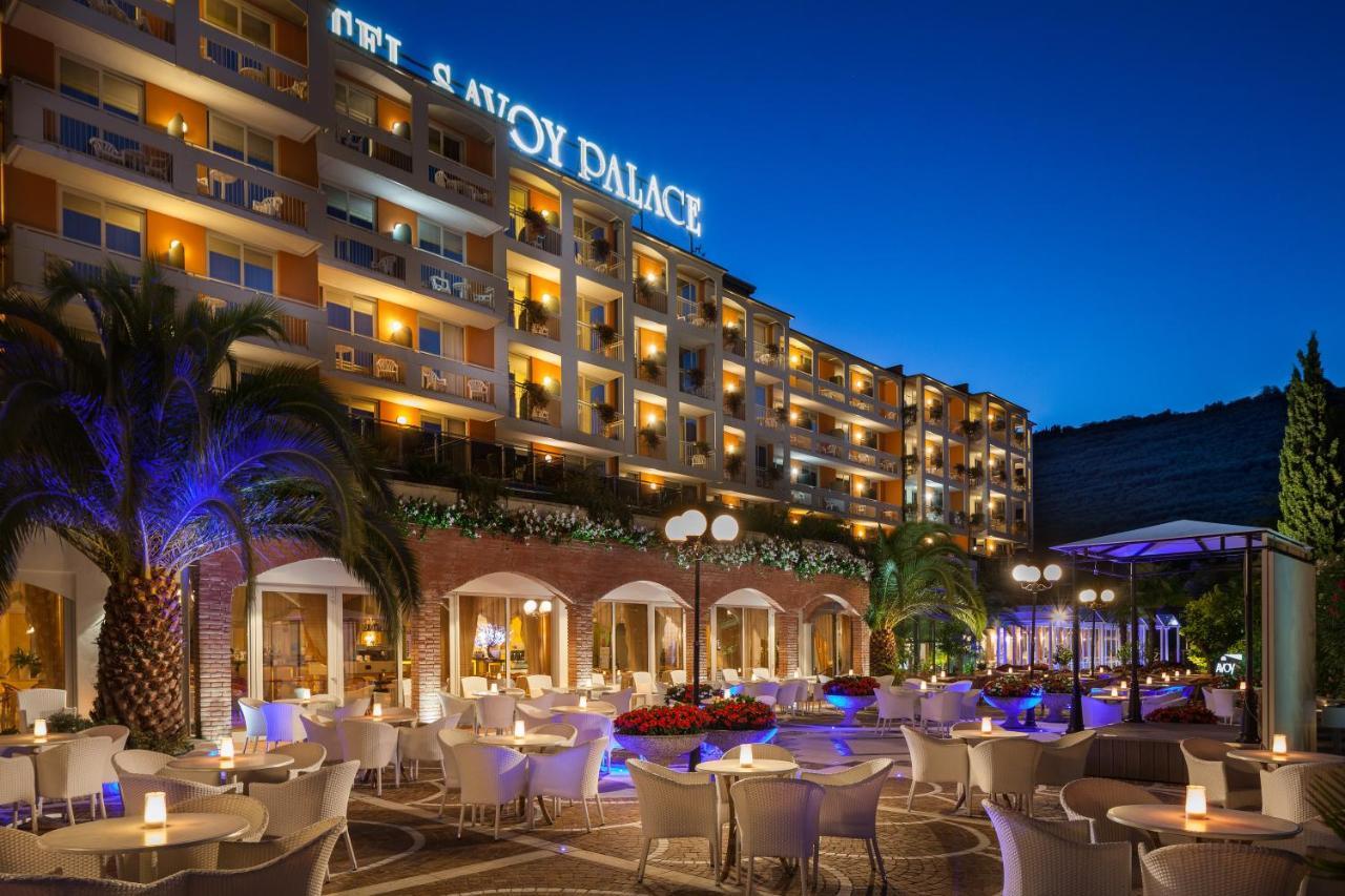 Hotel Savoy Palace - TonelliHotels Riva del Garda Esterno foto